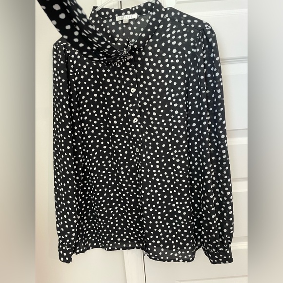 Spense polka dot, long sleeve blouse, size large - Picture 4 of 7